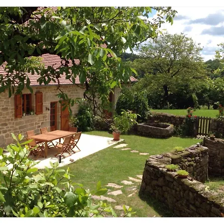 Bed & Breakfast A L'ombre Du Tilleul Comiac