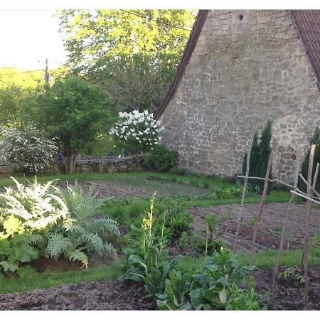 A L'ombre Du Tilleul Bed & Breakfast
